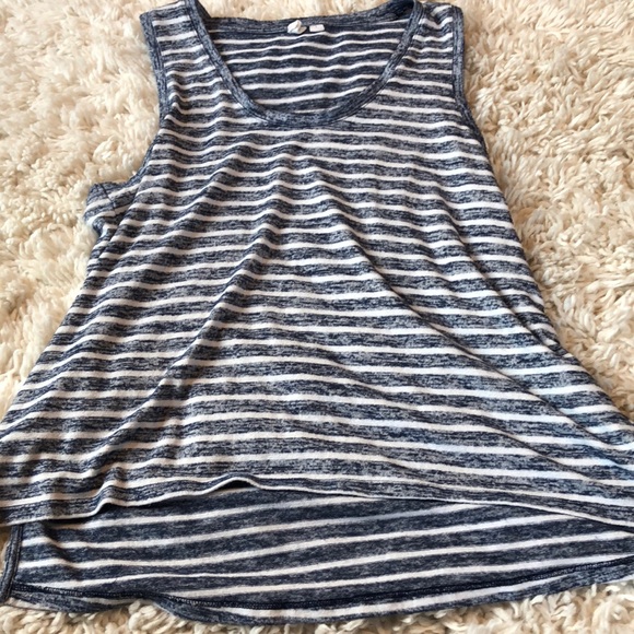 GAP Tops - GAP tank top